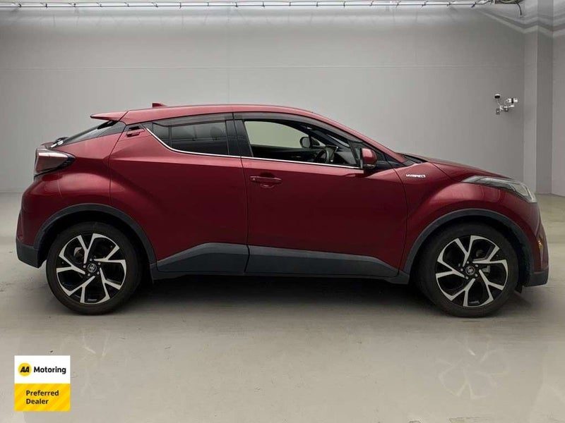2017 Toyota C-HR G, photo 3