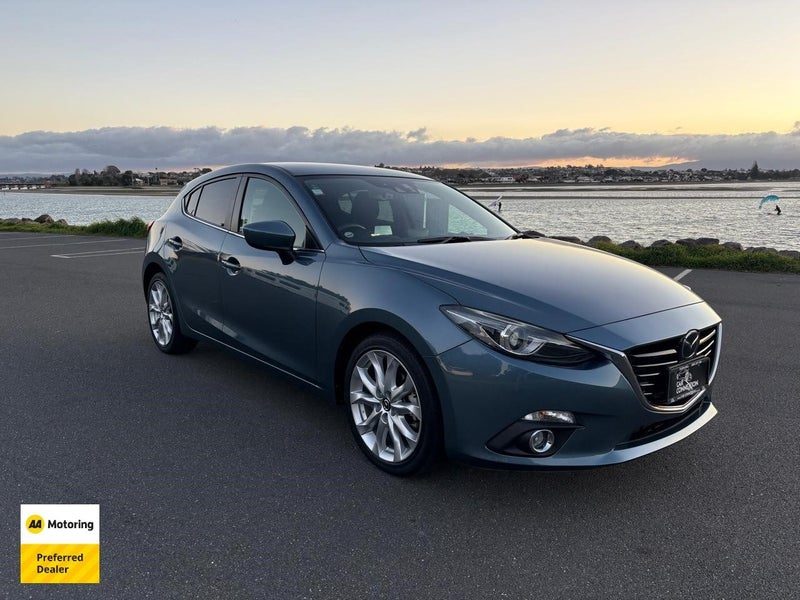 2015 Mazda Axela 20S TOURING