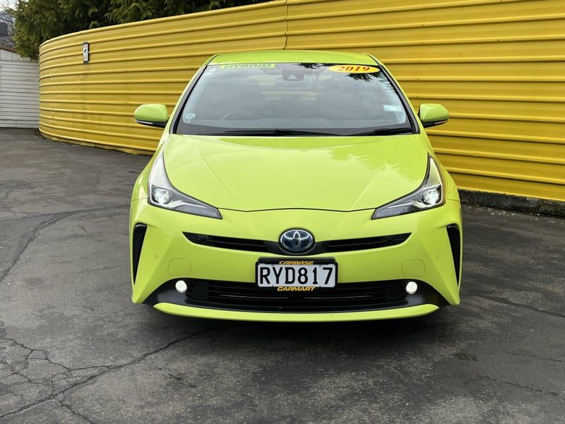 2019 Toyota Prius Hybrid, photo 2