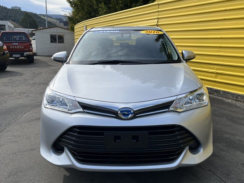 2016 Toyota Corolla Fielder, photo 2