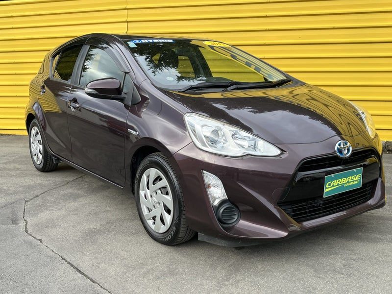 2015 Toyota Aqua Hybrid