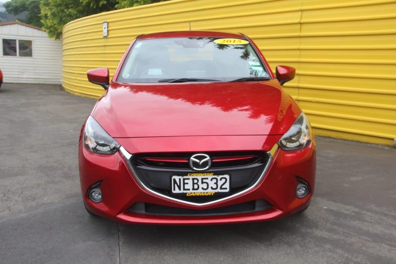 2015 Mazda Demio, photo 2