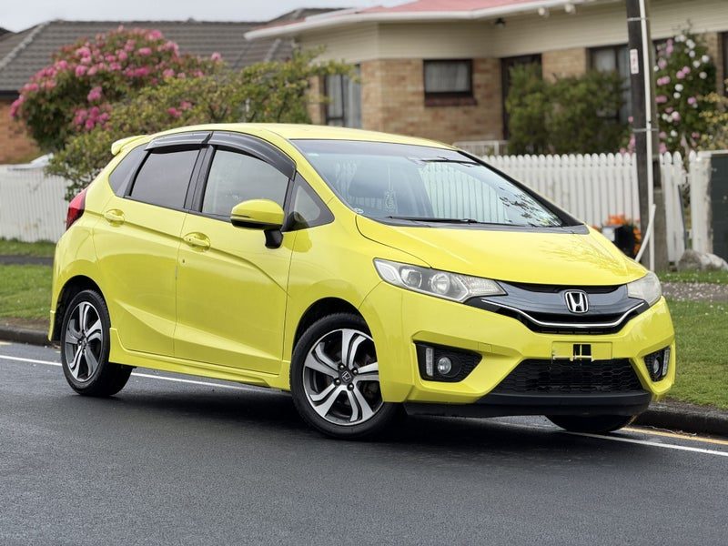 2014 Honda Fit **Paddle Shift*Auto Stop*