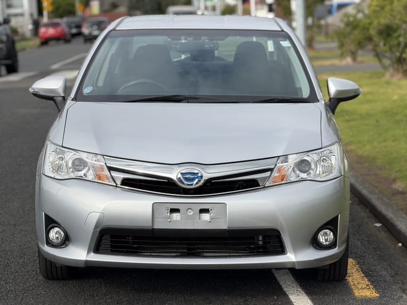 2014 Toyota Corolla Axio, photo 2