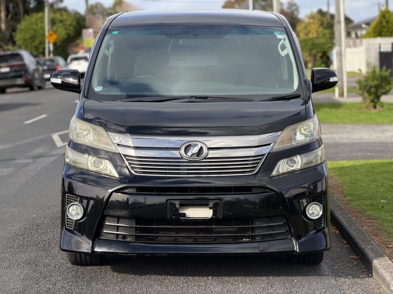 2012 Toyota Vellfire *Electric Doors*Push start*, photo 2