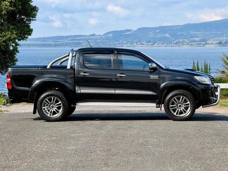 2013 Toyota Hilux SR5 4WD 3.0TD DC 4A, photo 2