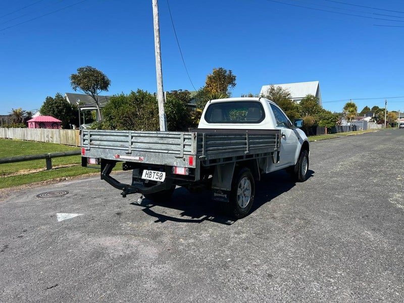 2013 Mitsubishi Triton 2WD 2.5D C/CAB GLX M, photo 2