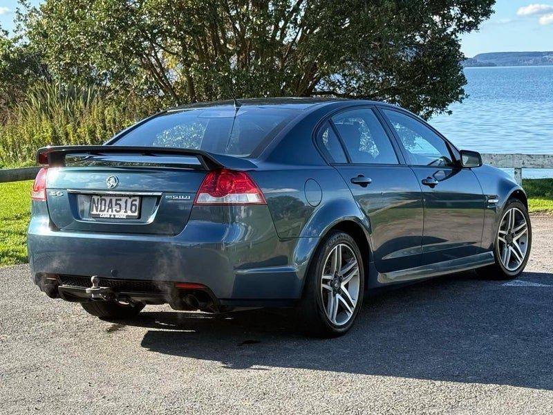2012 Holden Commodore SV6 SDN AT, photo 3