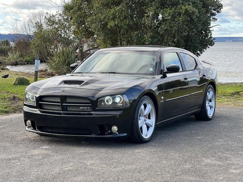 2005 Dodge Charger SRT8, photo 3