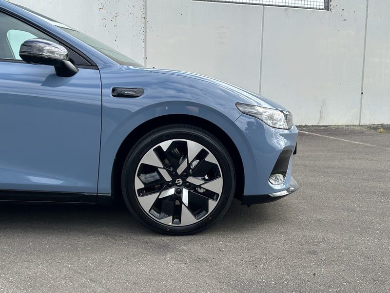 2026 Leapmotor B05 Design BEV Design 67Kwh/Ev/At, photo 2