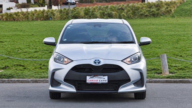 2022 Toyota Yaris Hybrid X, photo 3