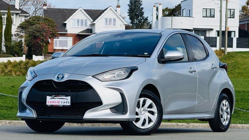 2021 Toyota Yaris Hybrid X, photo 3