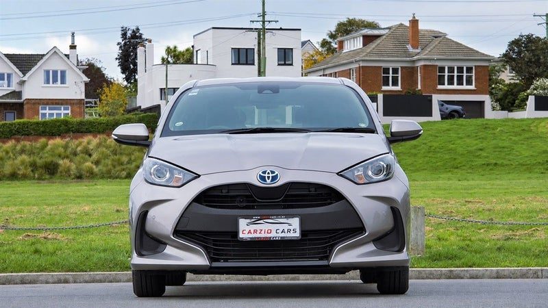 2020 Toyota Yaris Hybrid G, photo 3