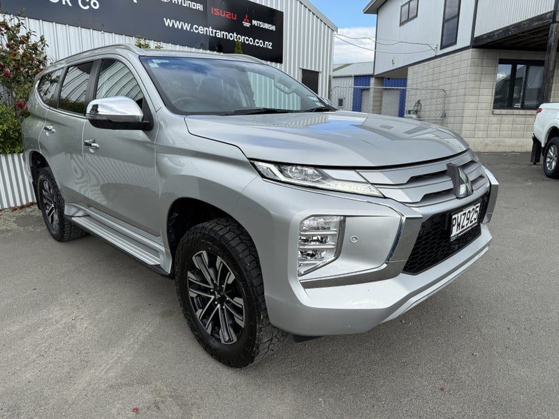 2023 Mitsubishi Pajero Sport Vrx, photo 2