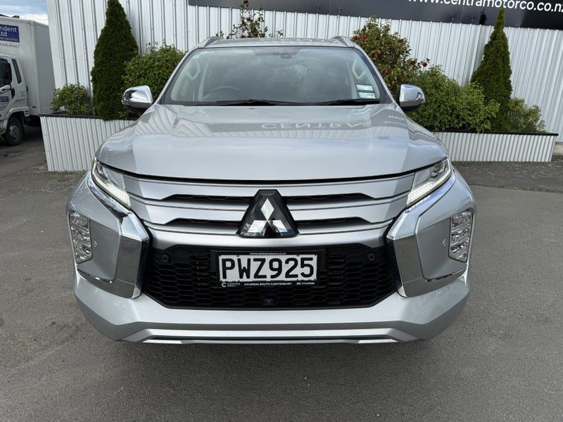 2023 Mitsubishi Pajero Sport Vrx, photo 3