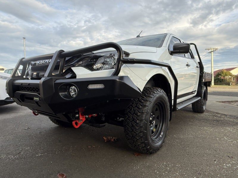 2026 Isuzu D-Max LX, photo 3