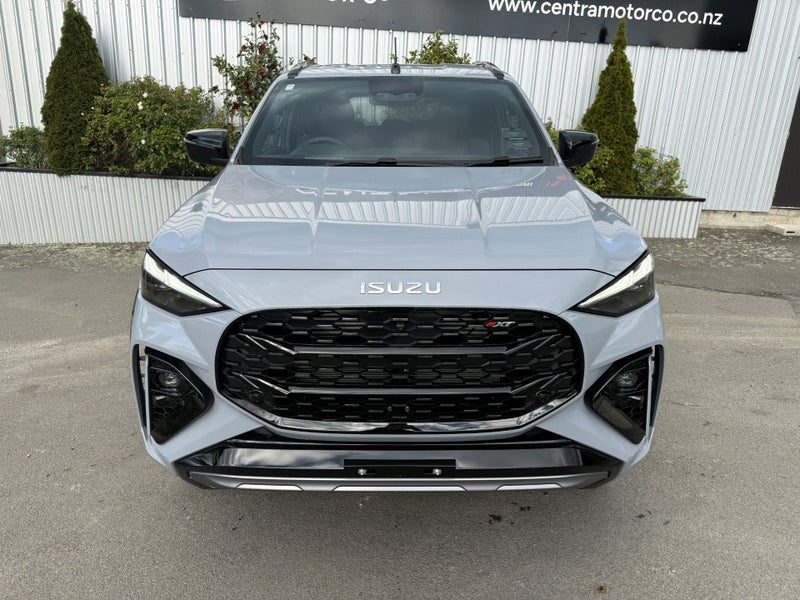 2026 Isuzu MU-X X-T 3.0D 4x4, photo 3