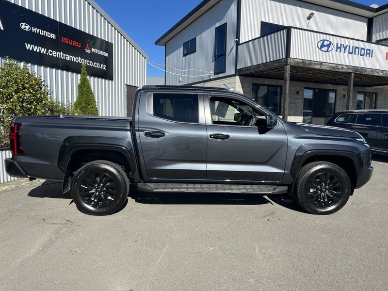 2026 Mitsubishi Triton DC 2.4D VRX 4WD 6AT, photo 2