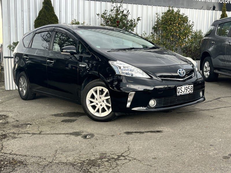 2014 Toyota Prius Alpha Prius Alpha