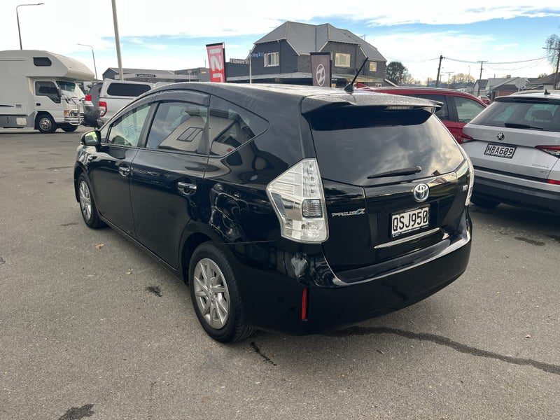 2014 Toyota Prius Alpha Prius Alpha, photo 2