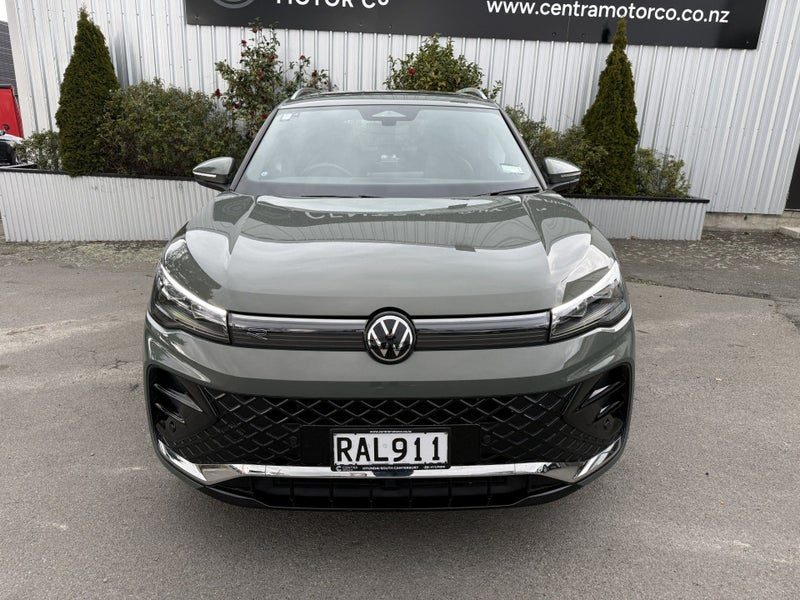 2025 Volkswagen Tiguan R-Line, photo 3