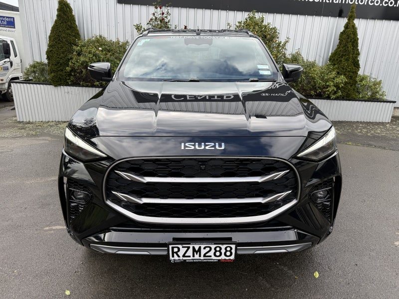 2026 Isuzu MU-X LS-T 3.0D 4WD, photo 3