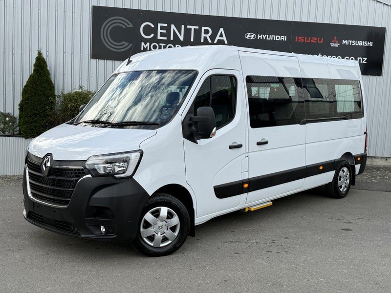 2026 Renault Master Minibus 2.3L Diesel, 12 Seat, main photo