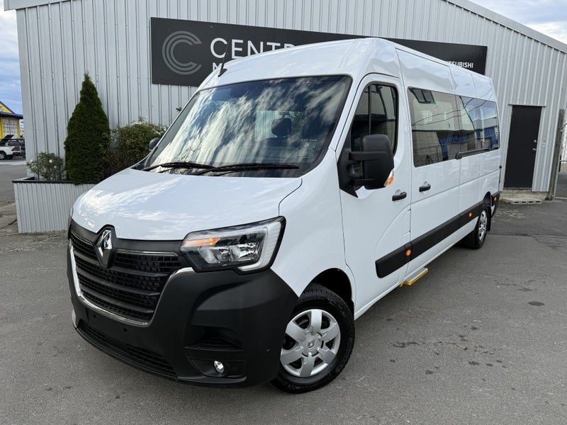 2026 Renault Master Minibus 2.3L Diesel, 12 Seat, photo 2