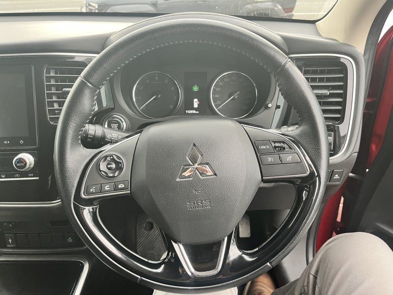 2022 Mitsubishi Outlander LS 2.4P 4WD, photo 3