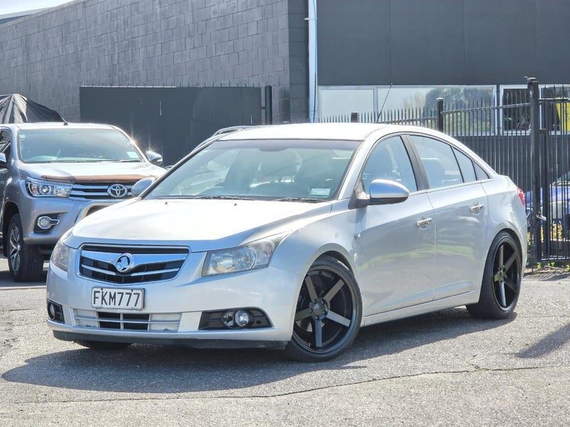 2010 Holden Cruze CDX 1.8 AT, main photo