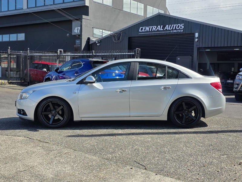 2010 Holden Cruze CDX 1.8 AT, photo 2