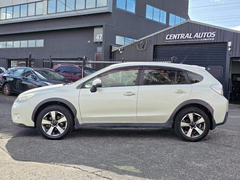 2014 Subaru XV 2.0I Hybrid, photo 2
