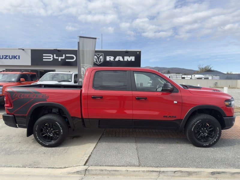 2026 Ram 1500 Rebel 3.0 SST, photo 3