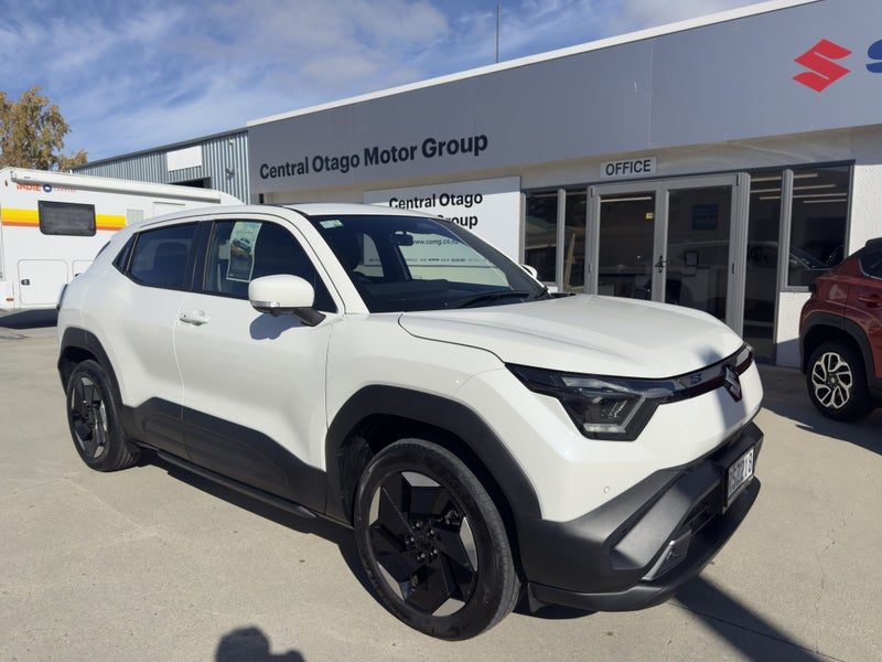 2026 Suzuki Vitara e-Vitara AWD, photo 2