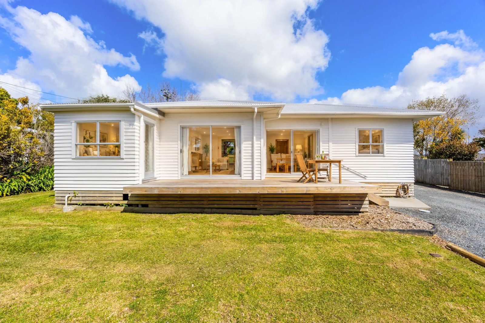 557a Mahurangi East Road, Algies Bay