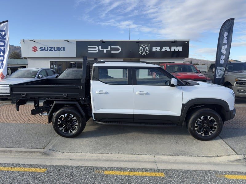 2026 BYD Shark 6 Premium PHEV Flat Deck, photo 3