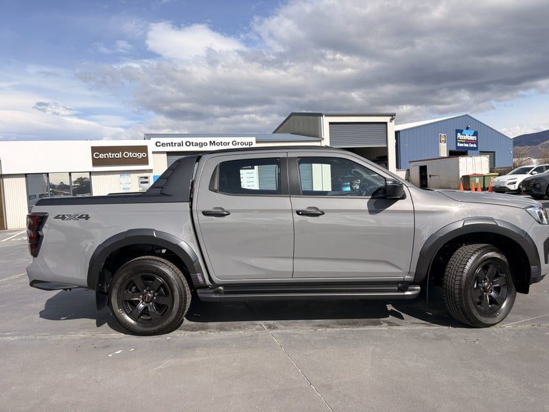 2026 Isuzu D-Max X-Terrain Auto DC 4x4, photo 3