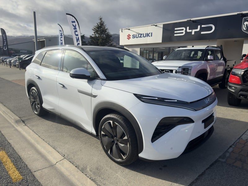 2026 BYD Sealion 8 Dynamic AWD, photo 2