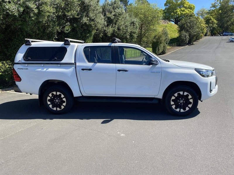 2021 Toyota Hilux D/CAB, photo 2