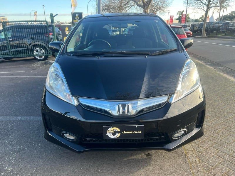 2013 Honda Fit HYBRID RS, photo 2