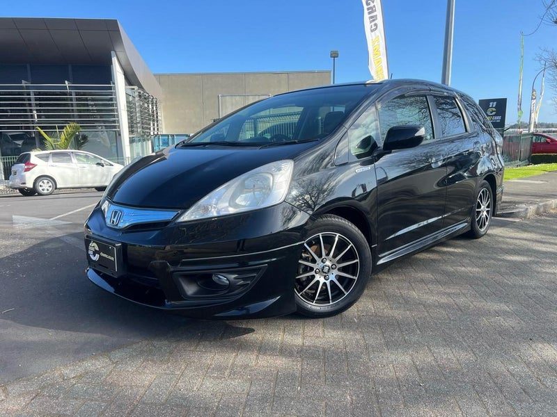 2013 Honda Fit Shuttle, main photo