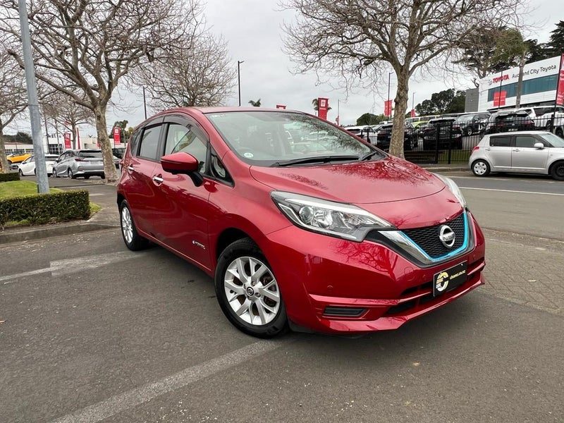2018 Nissan Note E- POWER X, photo 2