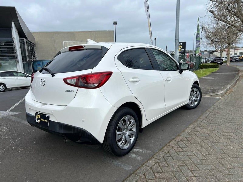 2018 Mazda Demio 15S, photo 3