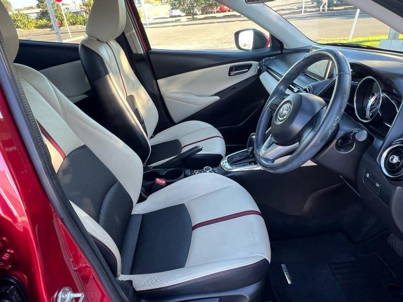 2015 Mazda Demio 13S L PACKAGE, photo 2