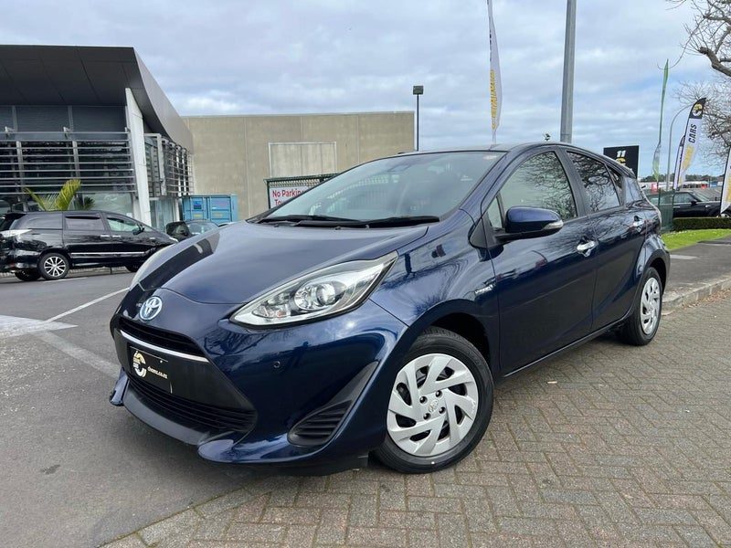 2019 Toyota Aqua S STYLE BLACK