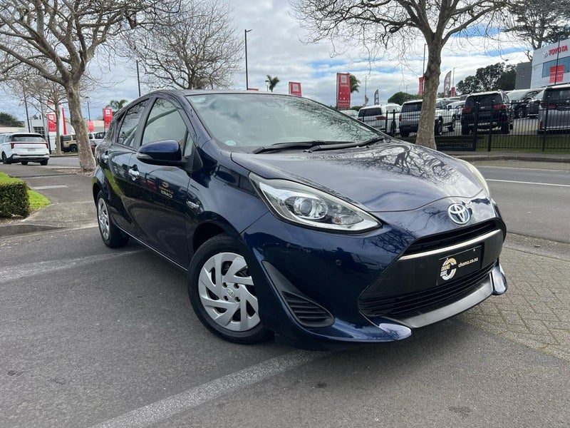 2019 Toyota Aqua S STYLE BLACK, photo 2