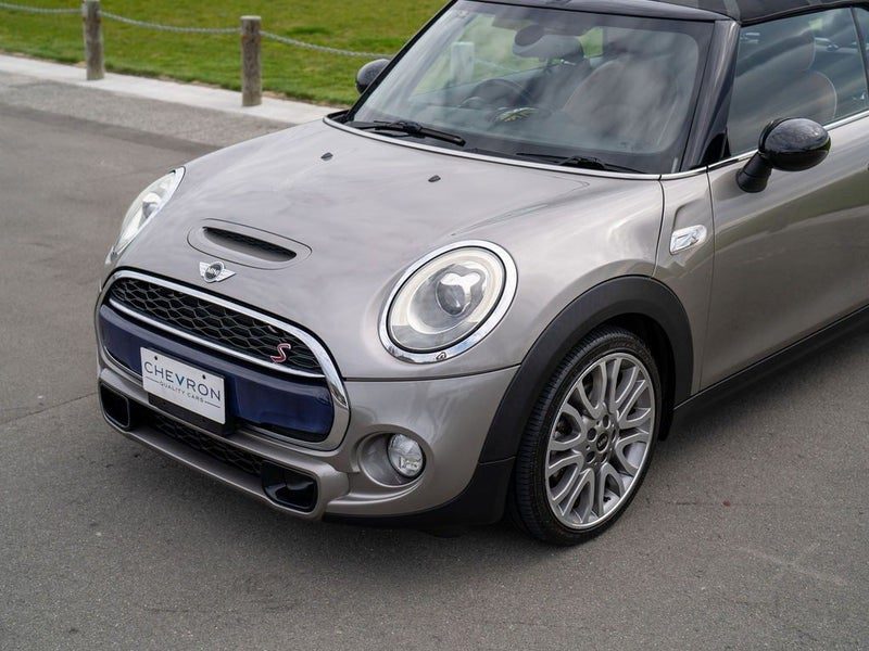 2016 MINI Cooper S Convertible, photo 2