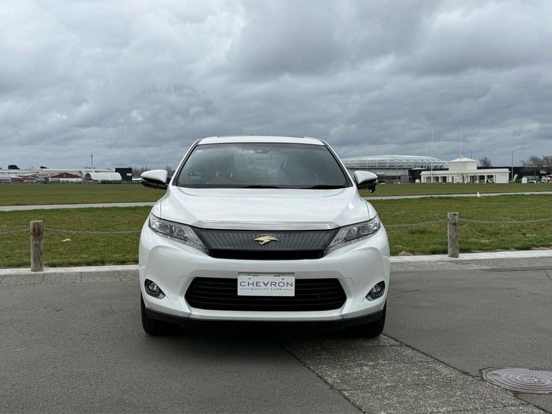 2016 Toyota Harrier Premium, photo 2