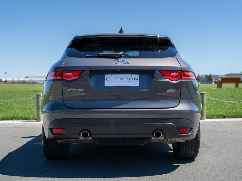 2016 Jaguar F-PACE R Sport, photo 3