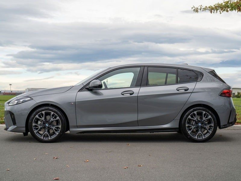 2024 BMW 120i M-Sport, photo 2